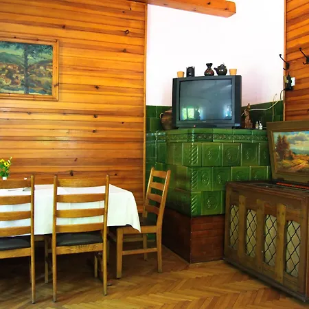 Pevc & Ob Savinji Albergue