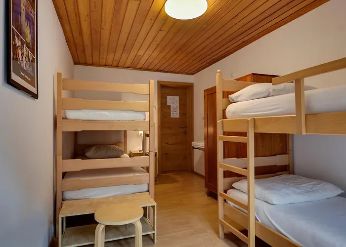 Pevc & Ob Savinji 호스텔