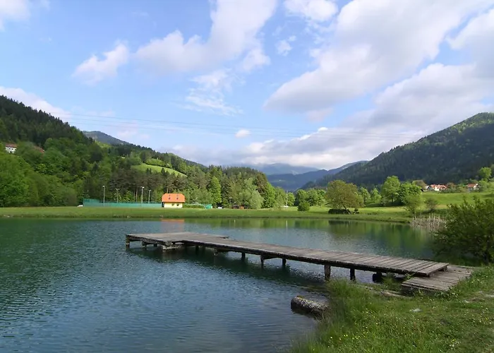 Pevc & Ob Savinji 호스텔