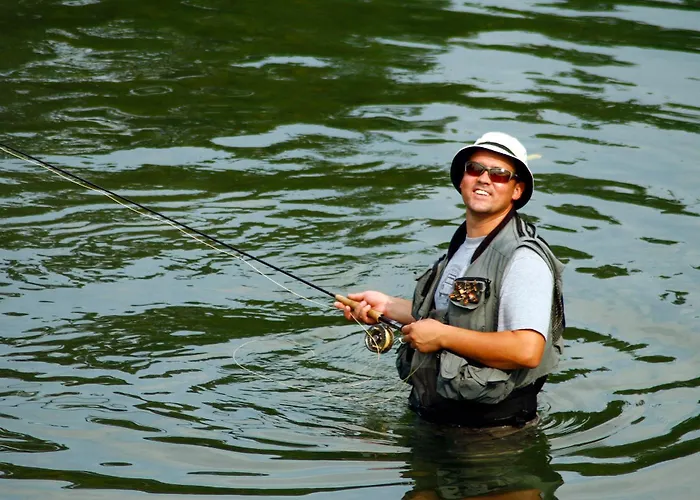 Pevc & Ob Savinji 호스텔