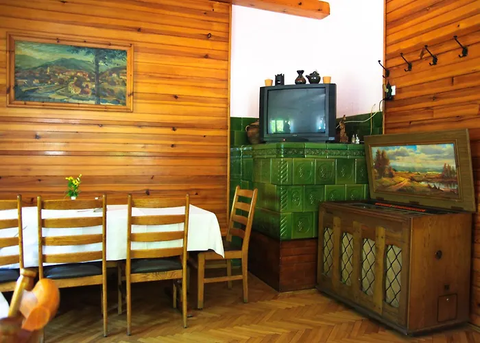 Pevc & Ob Savinji 호스텔