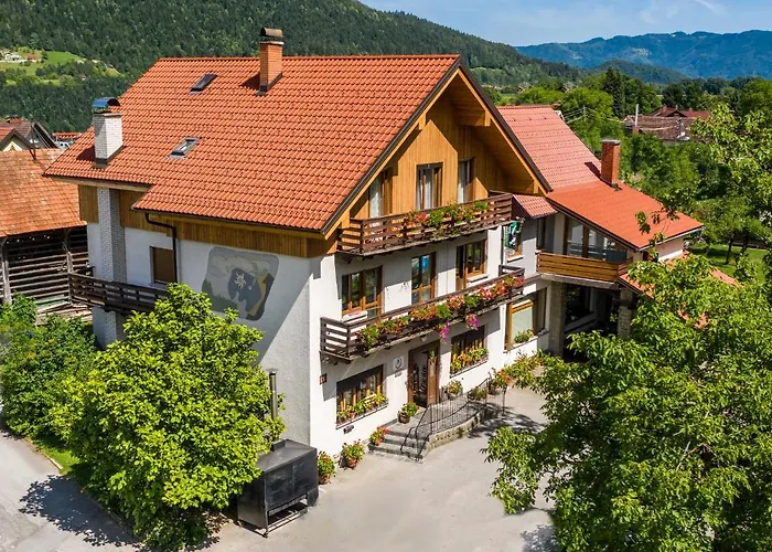 호스텔 Pevc & Ob Savinji Ljubno